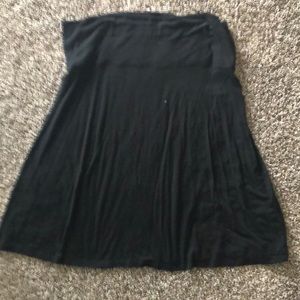 Black knit skirt